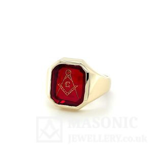 9ct Yellow Gold Ultra Heavy Synthetic Ruby Masonic Ring - Side View